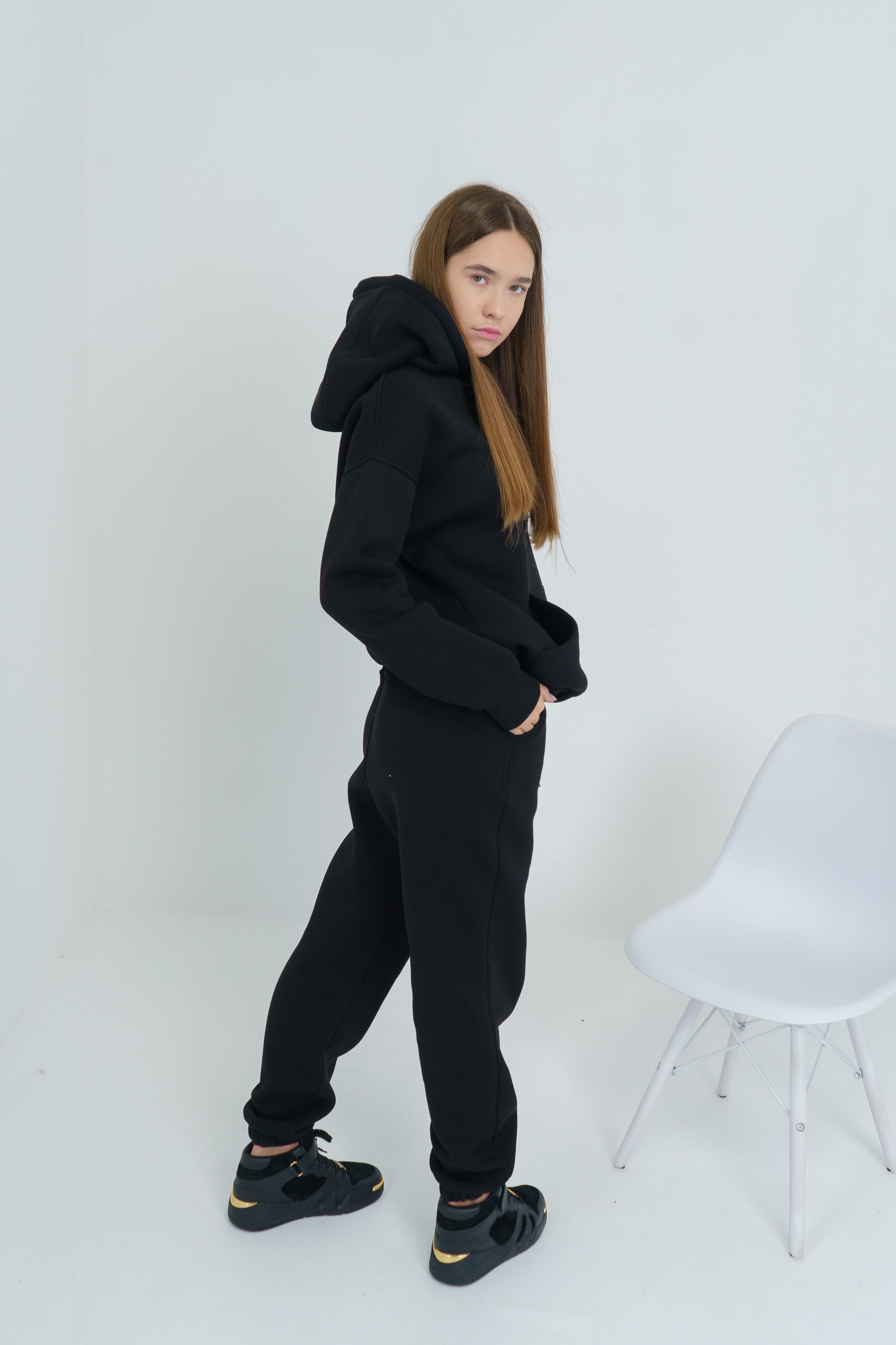 LEMONI Jogginghose Warme schwarze Fleece-Jogginghose unisex