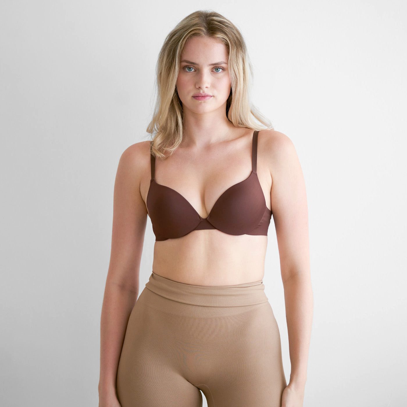 Creamy Fabrics Bügelloser BH Vorgeformter Push-up-Bügel-BH-Braun-80D