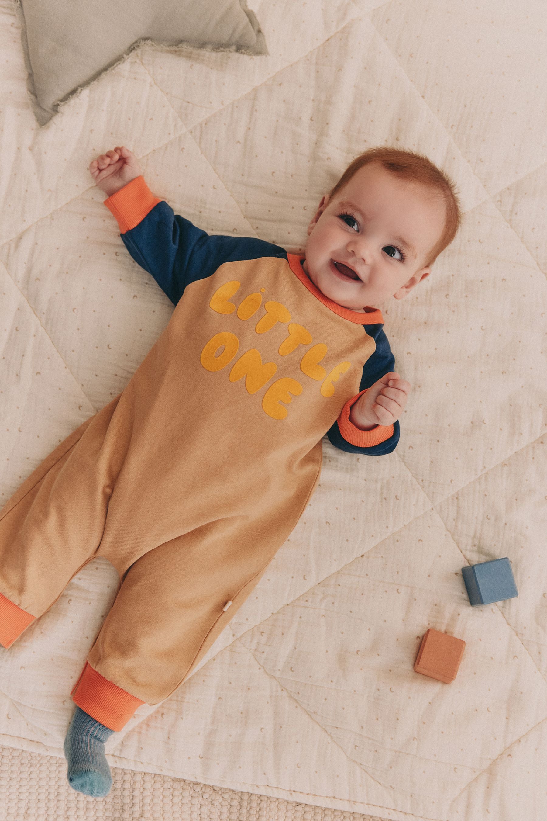 Next Strampler Baby-Strampler aus Sweatshirtmaterial (1-tlg)