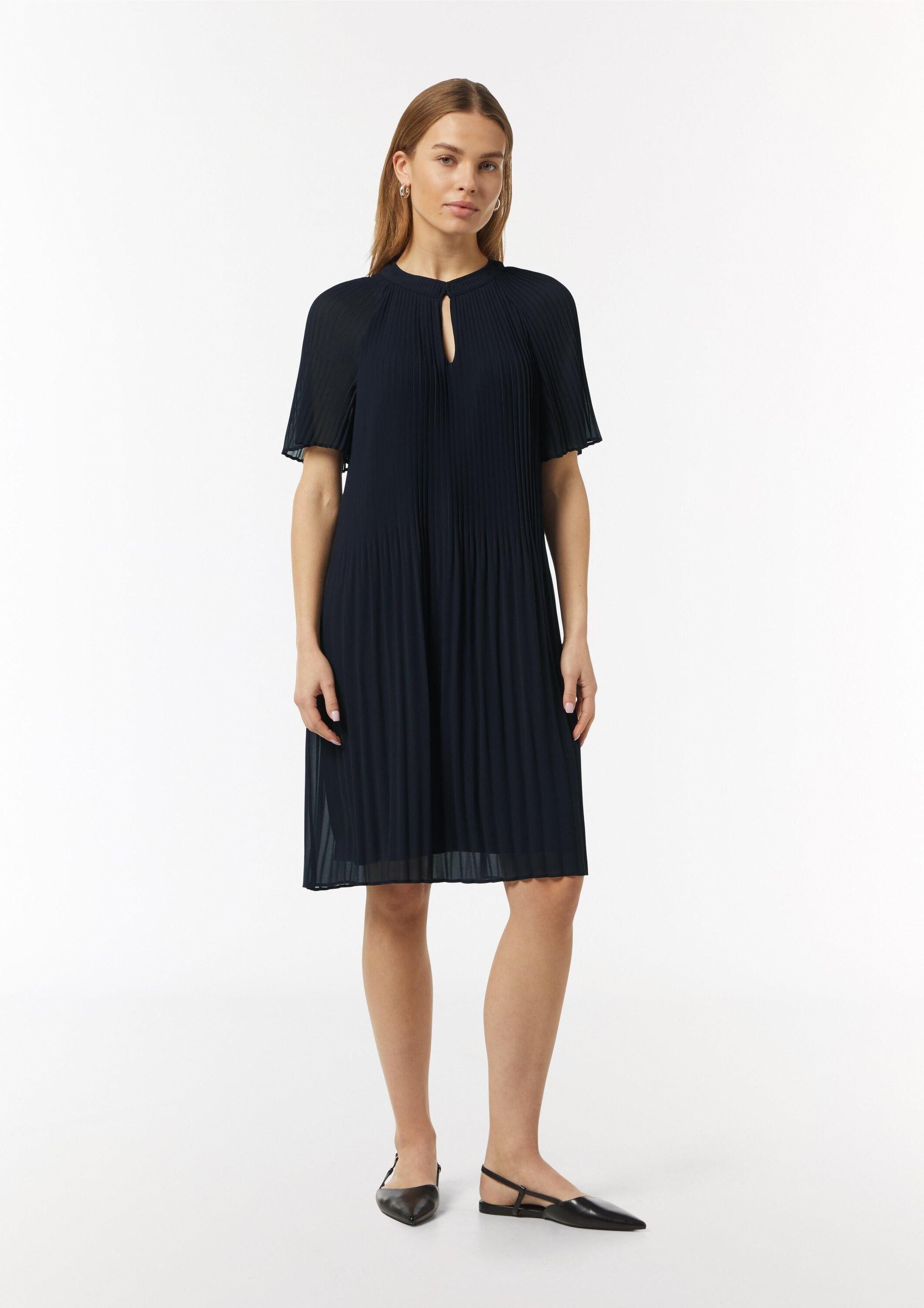 comma Minikleid Kleid Fließendes Plissee-Kleid aus