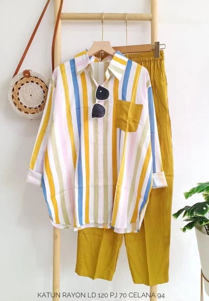 Damenbekleidung Grenzüberschreitende Anzüge für Frauen Neue gestreifte Anzüge Lässige langärmelige Hosen Zweiteilige Anzüge Großhandel