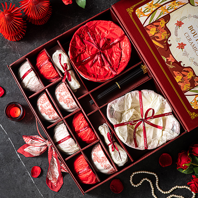 Light Luxury Rose Ceramic Tableware Set Business Event Gift Bowls And Plates Housewarming Gift Newlyweds Gift