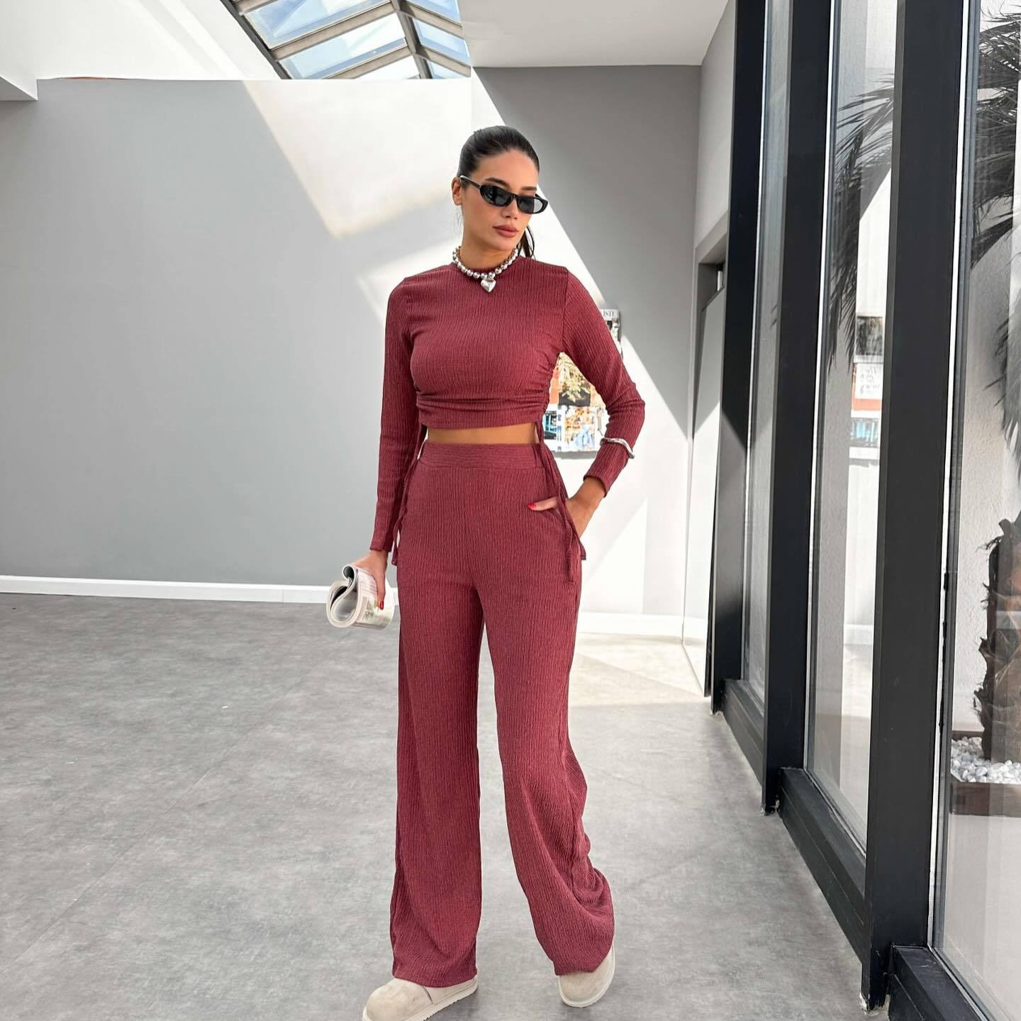 Women's Clothing Short Drawstring Top High Waist Trousers Casual Drawstring Top & High-Waist Pants Two-Piece Set – Ribbon Red / Matcha Green