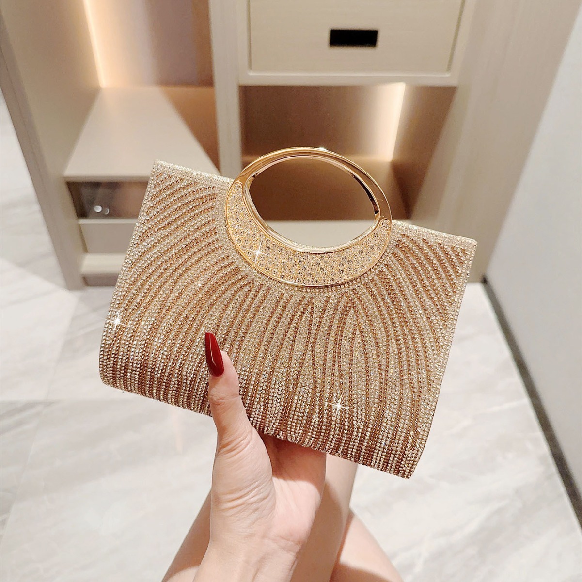 Women's Clutches Bags Fashion Evening Bag Shiny Rhinestone Striped Handbag Wedding Bridesmaid Bag Evening Bag Dress Bag Shoulder Bag