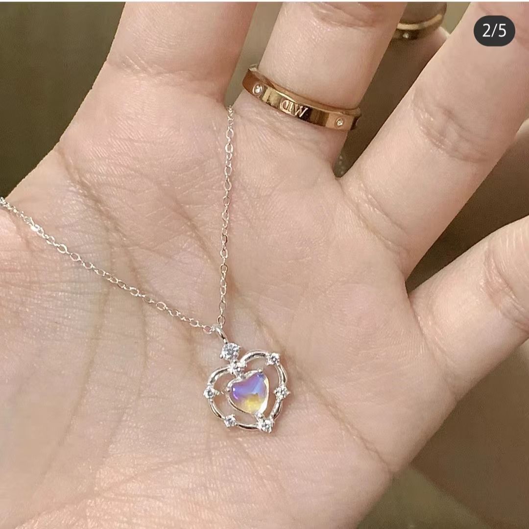 Genie Gradient Laser Love Necklace Women's ins Niche Design Sense Advanced Sense Clavicle Chain