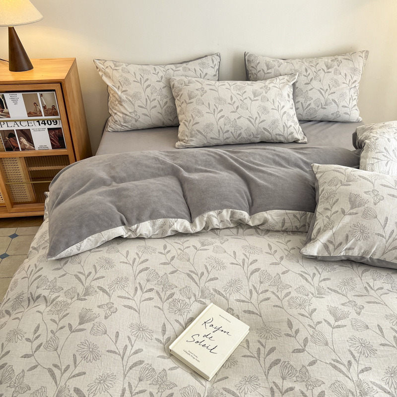 new A type light luxury a side cotton three layer yarn b side milk velvet four piece set cotton velvet thick warm bedding