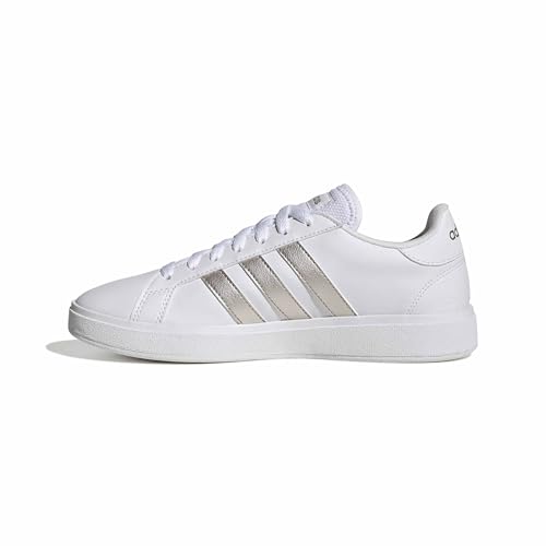 adidas Damen Grand TD Lifestyle Court Casual Shoes Schuhe, Cloud White/Platinum/Cloud White, 42 EU