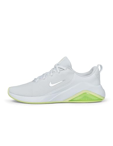 Nike Bella 7 Workout-Schuh Für Damen, Weiß/Barely Volt/Metallic Silver, FZ1689-106, 40 EU (W 8.5 US)
