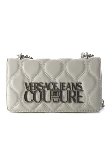 VERSACE JEANS COUTURE Weiße Umhängetasche mit silberfarbenem Metall-Logo. Gesäßtasche mit Magnetknopfverschluss. Taschenverschluss mit Klappe und Rollhaken. Maße:, Weiß