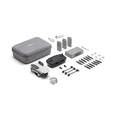 DJI Mini SE Fly More Combo - Kameradrohne mit 3-Achsen-Gimbal, 2.7K Kamera, GPS, 30 Minuten Flugzeit, ultraleichte Mini-Drohne unter 249 g, verbesserte Windwiderstandsfähigkeit bis Windstärke 5, Grau
