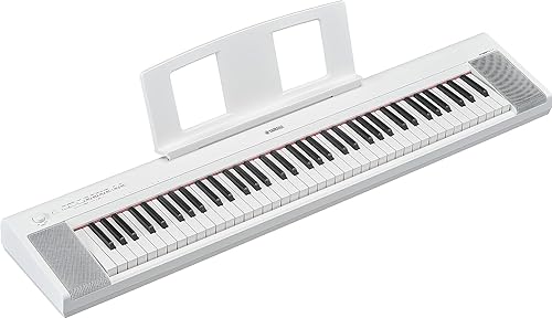 Yamaha NP-35 Piaggero Digital Keyboard – Leichtes und tragbares Keyboard mit 76 anschlagdynamischen Soft Touch Tasten und 15 Klangfarben