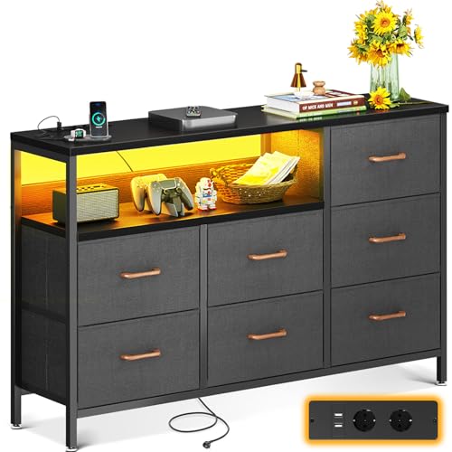 Coleshome Kommode mit Schubladen, mit Farbwechsel-LED-Streifen und 2 USB & 2 AC Ports Steckdosen, Komodenschrank mit 7 Stoffschubladen Geeignet für Schlafzimmer, Wohnzimmer, 132 * 30 * 89cm, Schwarz