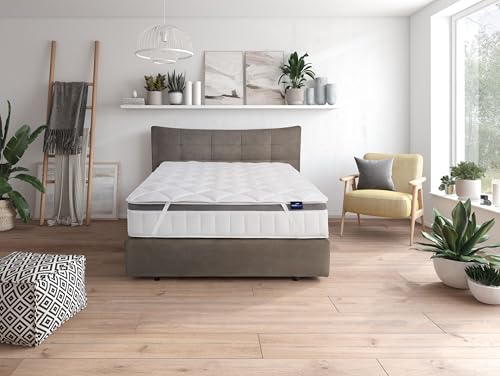 Traumnacht Komfort atmungsaktive Matratzenauflage 140x200 cm, Topper, Schoner für Matratzen bis 30 cm Höhe, Öko-Tex zertifiziert, Allergiker geeignet, produziert nach deutschem Qualitätsstandard