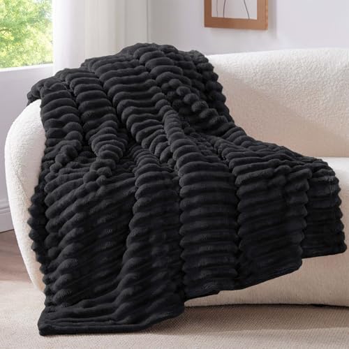 BEDELITE Kuscheldecke Flauschig Decke Klein - weiche Flanell Decken Schwarz 125x150 für Sofa, Deko Streifen Cord Fleecedecke als Sofaüberwurf für Wohnzimmer, Throw Blanket Wide Use