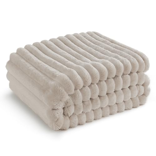 BEDSURE Kuscheldecke Flauschig - Wolldecke & Fleecedecke, Sofadecke, Weiche Warme Grobe Korddecke für Zimmer Deko, Wohn- & Kuscheldecken, Tagesdecke, Beige, 150 x 200 cm