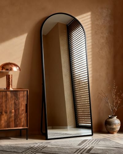 Lopekuty Großer Ganzkörperspiegel – 180 x 66 cm Gewölbter Standspiegel mit Mattschwarzem Aluminiumrahmen, Für Tür oder Wandmontage, Modernes Design & Sichere Verpackung