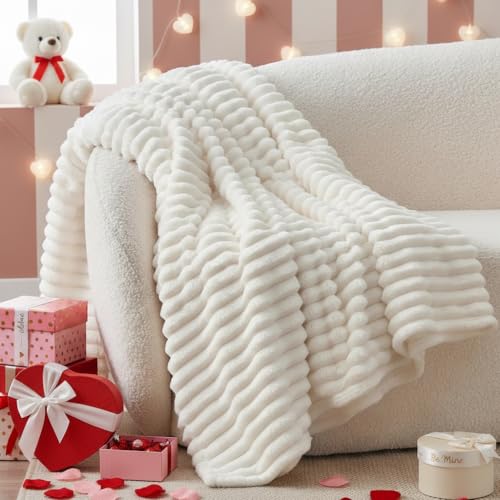 BEDELITE Kuscheldecke Flauschig Decke Klein - weiche Flanell Decken Elfenbein Weiß 125x150 für Sofa, Deko Streifen Cord Fleecedecke Weiss als Sofaüberwurf für Wohnzimmer, Throw Blanket Wide Use