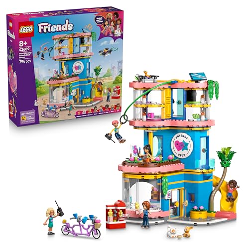 LEGO Friends Heartlake City Clubhaus der Freunde - Miniatur Spielset mit 5 Mini Puppen, 3 Tierfiguren inkl. Spielzeug Katze & Zubehör - Geburtstagsgeschenk für Mädchen ab 8 Jahren - 42689