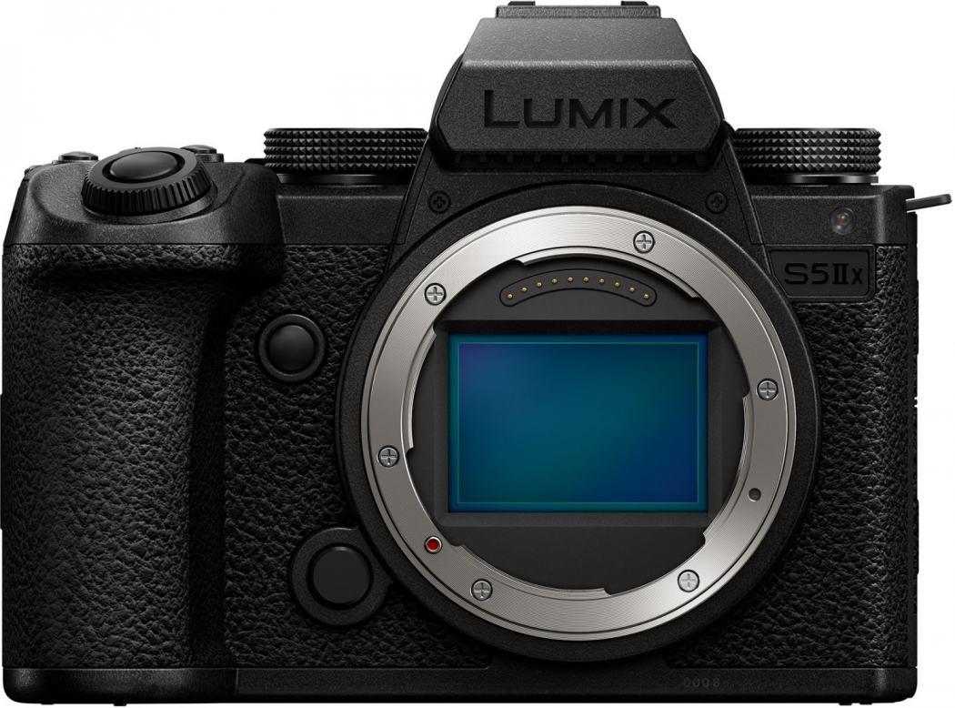 Panasonic DC-S5 II X + Lumix S 100mm f2,8 Makro - nach 400 EUR Panasonic Lumix MFT - S - Herbst Aktion - nach 100 EUR Panasonic Lumix S - Objektiv Herbst Aktion - nach 100 EUR Panasonic Lumix S WBW Herbst Aktion