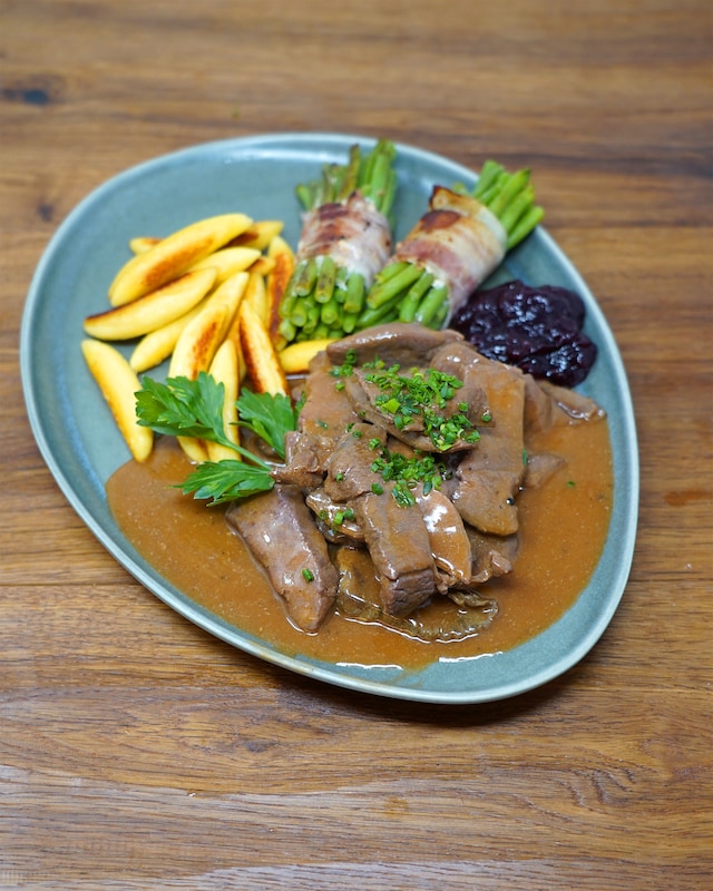 Hirschgeschnetzeltes in Soße, 900 g