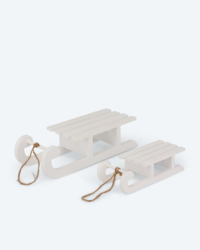 2 Deko-Holzschlitten