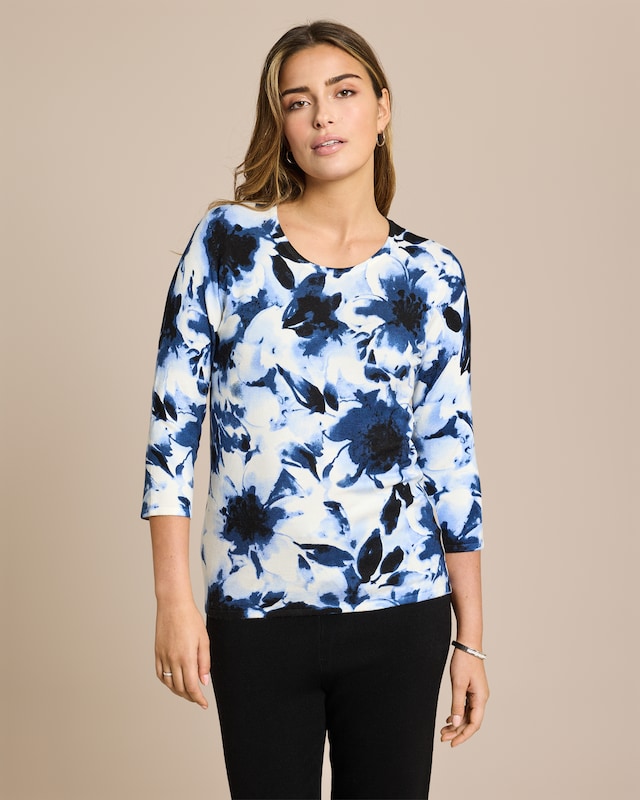 Classic Pullover mit Blüten