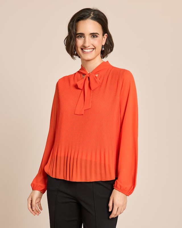 Schluppenbluse mit Plissee