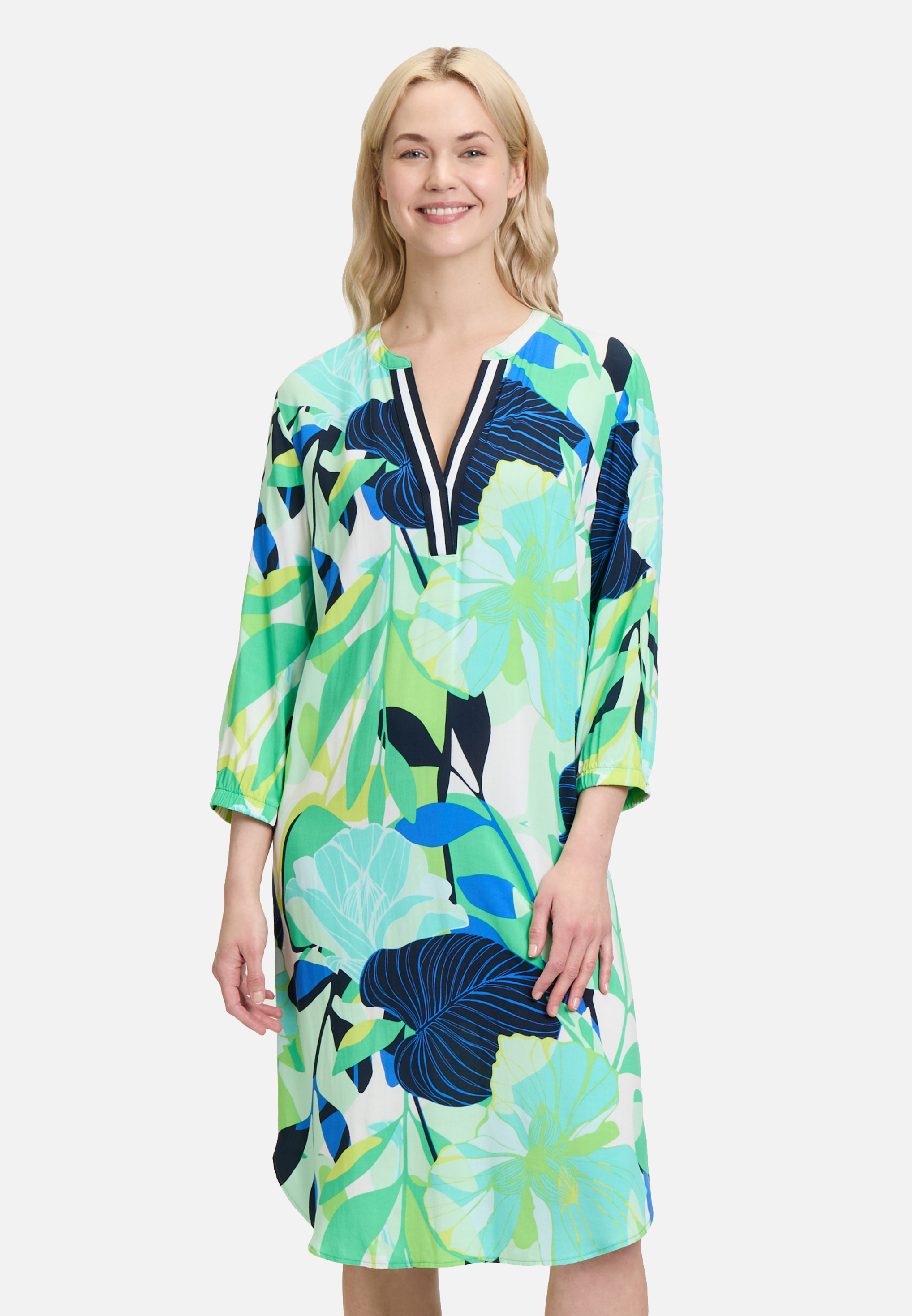 Casual-Kleid mit Stehkragen