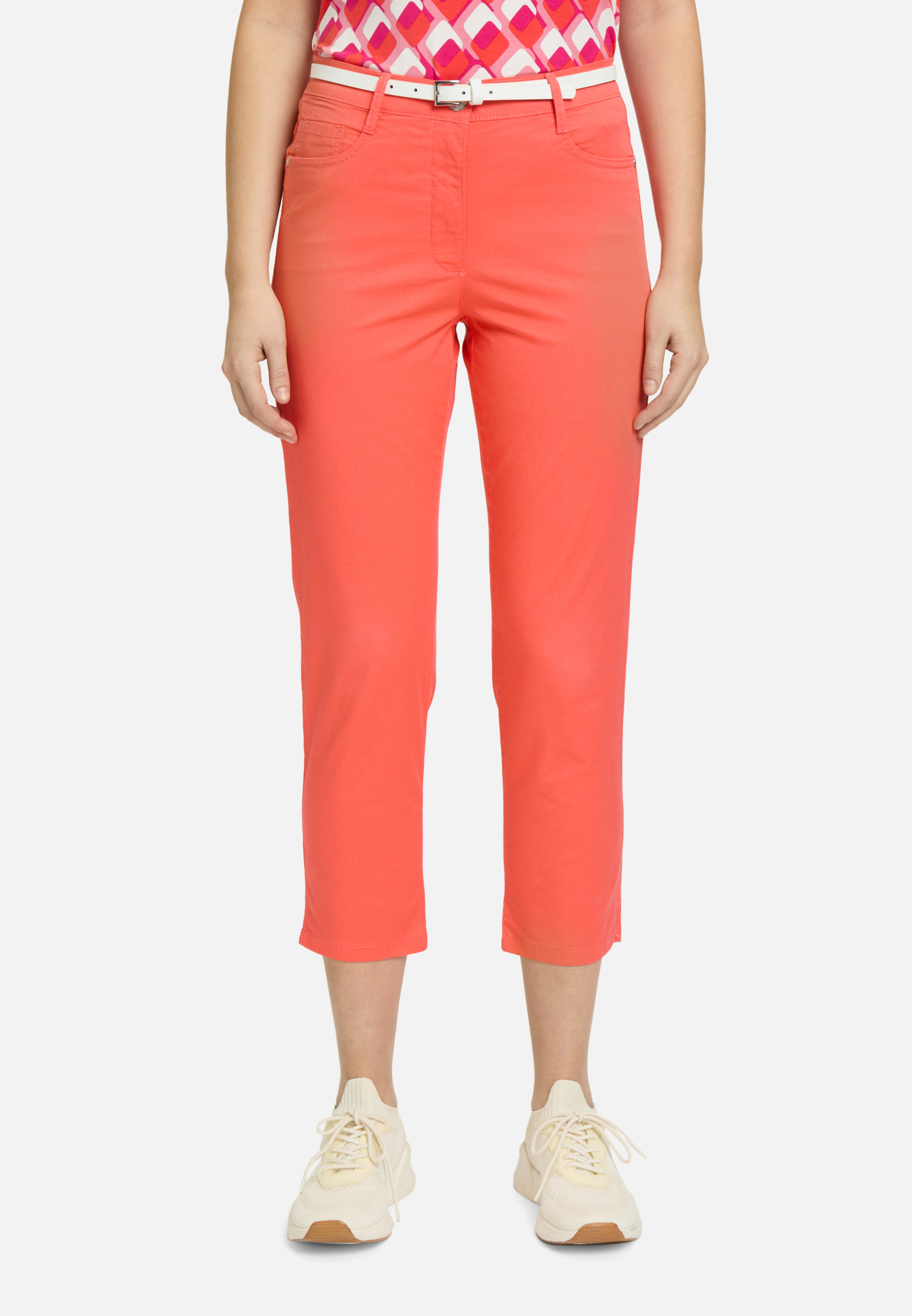 Sommerhose mit Gürtel