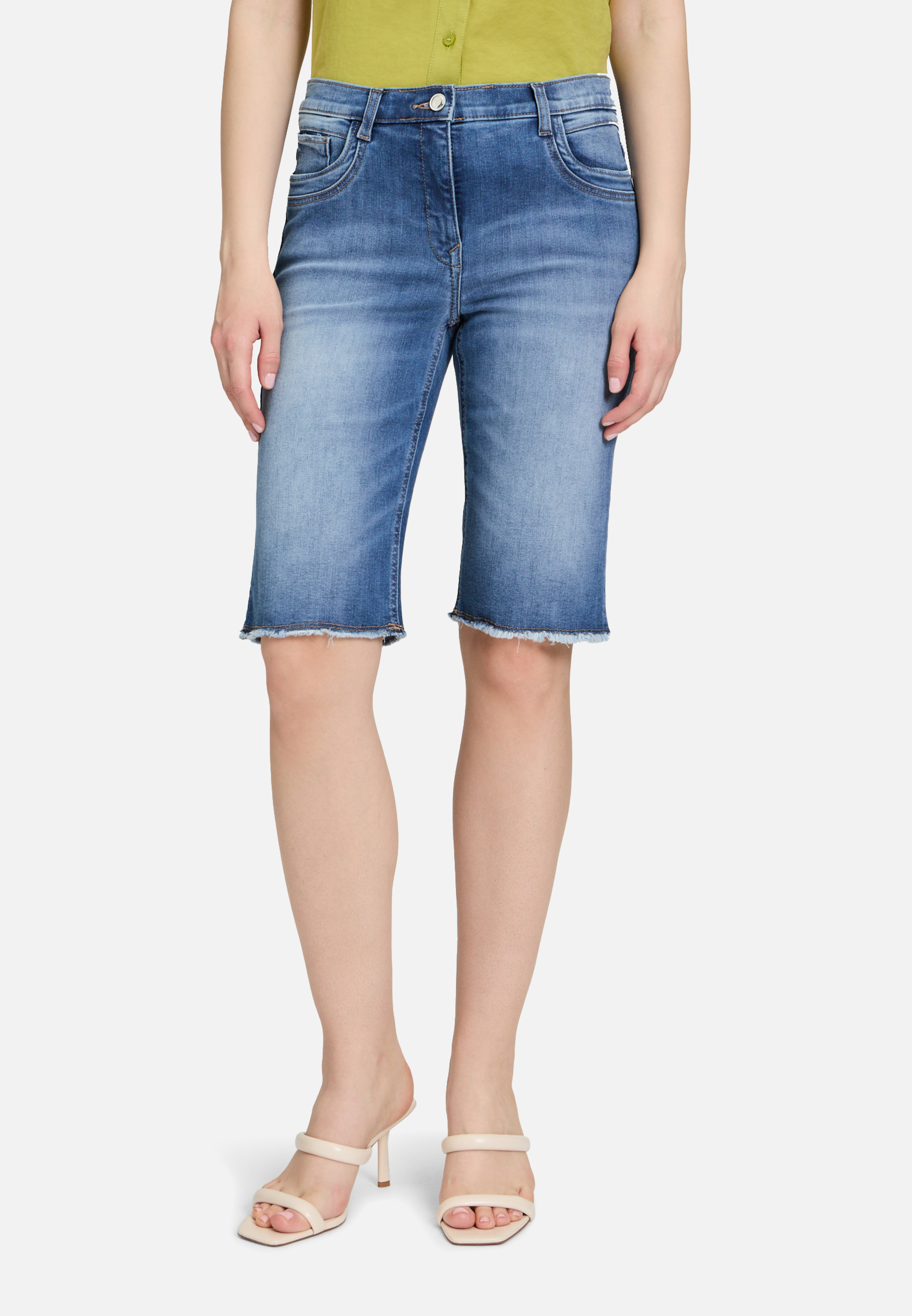 Jeans-Shorts mit aufgesetzten Taschen