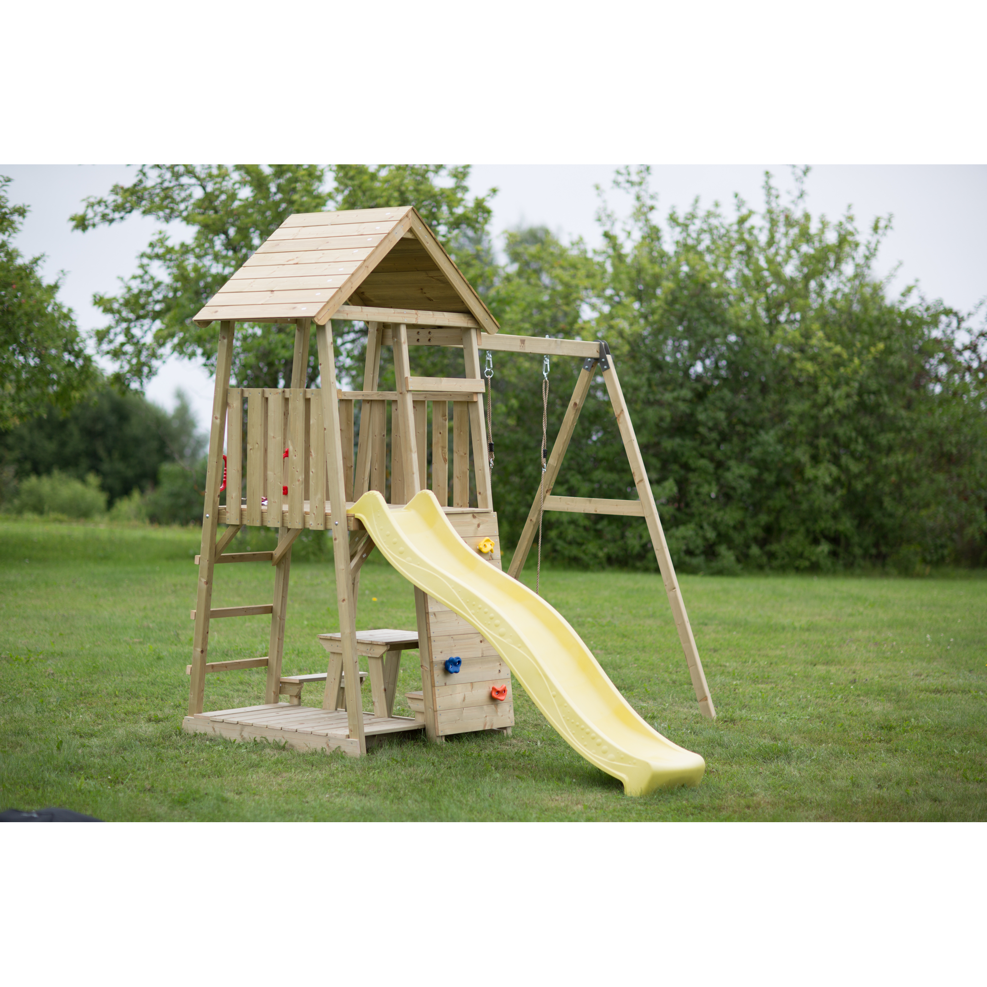 Wendi Toys Holz-Spielturm 'Pelikan' natur Rutsche, Kletterwand, Schaukel und Sitzgarnitur 280 x 270 x 270 cm