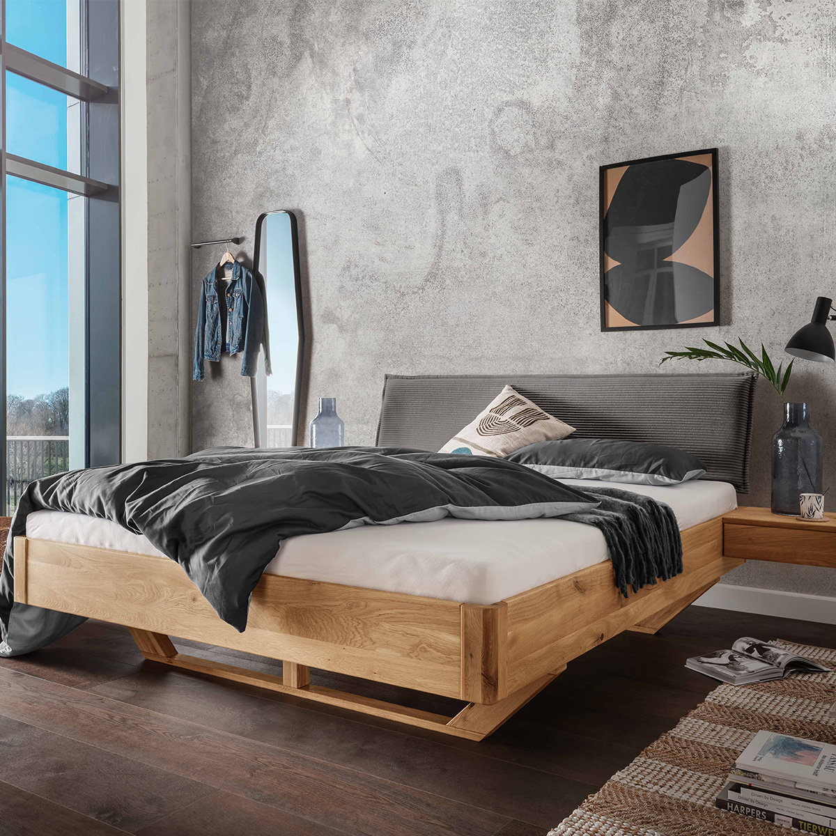TPT Schwebebett 9 200x200 cm mit zwei Nachtkonsolen
