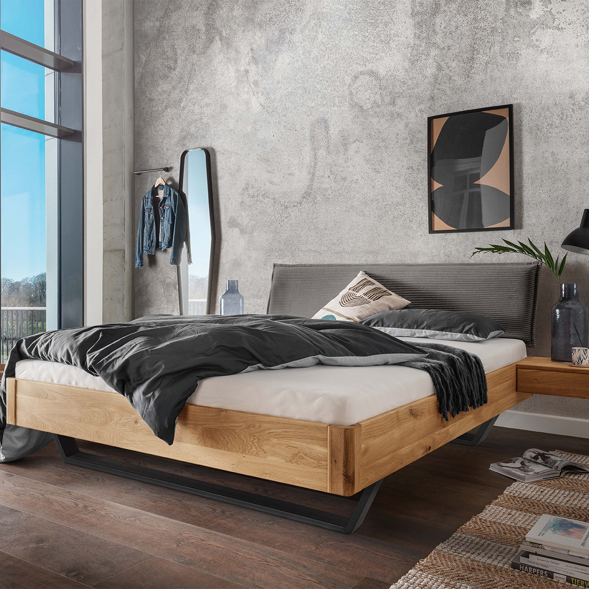 TPT Schwebebett 10 200x200 cm mit zwei Nachtkonsolen