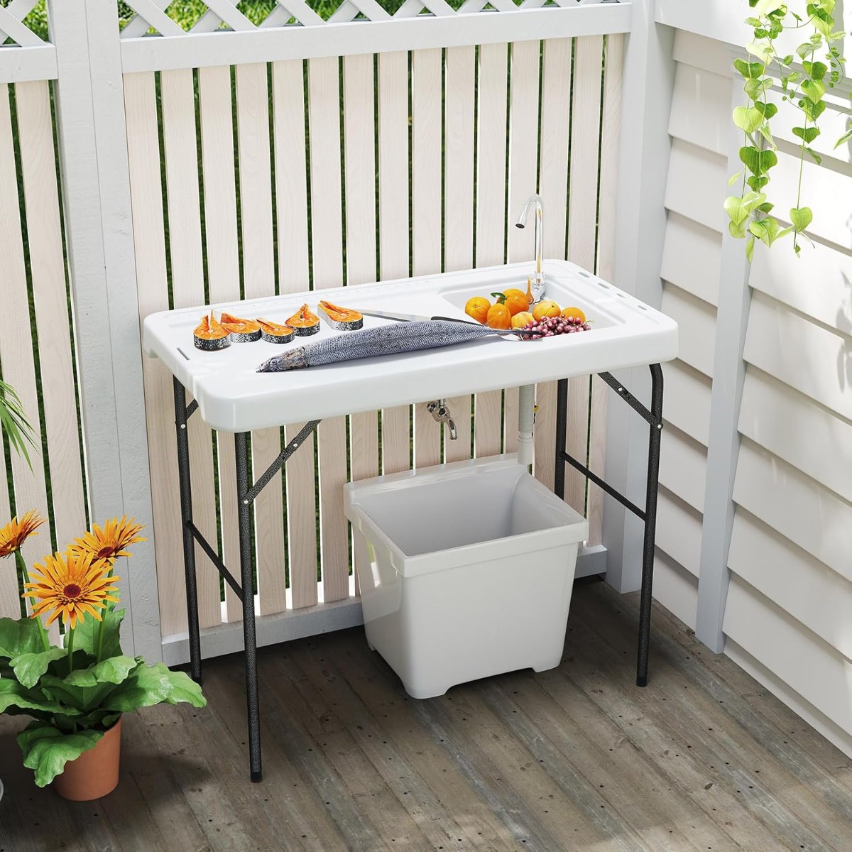 Klappbarer Fischreinigungstisch mit Spüle & Wasserhahn Tragbarer Campingtisch Weiß