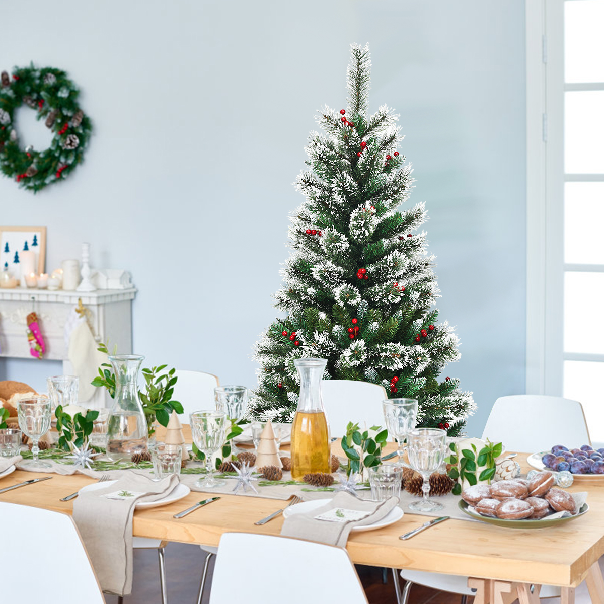 150 cm Künstlicher Weihnachtsbaum mit Schneeflocken roten Beeren und Kiefernzapfen Grün