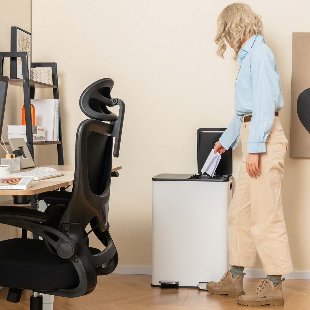 Mülleimer 2 Fächer 2 x 30L Abfalleimer Küche Tretmülleimer mit sanft schließendem Deckel Weiß