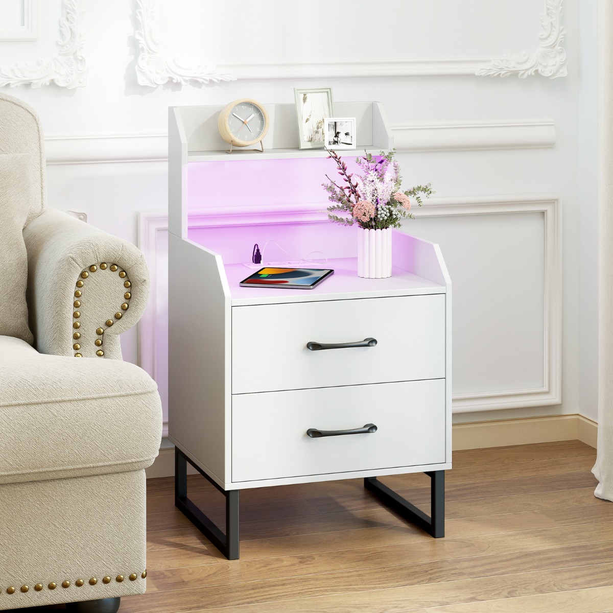 Nachttisch mit Integrierter Ladestation & LED-Lichtern & 2 Schubladen Moderner Beistelltisch Weiß