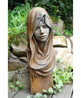 Gartenfigur Büste Moderne Romantik 'WINTER', Rosteffekt - Original von Vidroflor