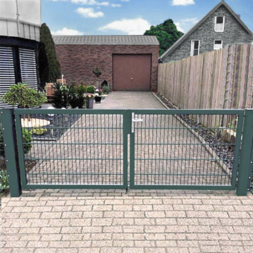 Elektrisches Gartentor / Einfahrtstor Basic (2-flügelig) symmetrisch; Moosgrün RAL 6005; Breite 300cm x Höhe 120cm 6 / 5 / 6 mm