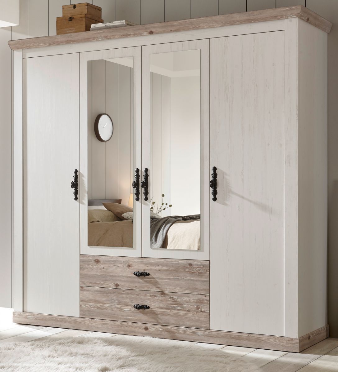 Kleiderschrank Rovola in Pinie weiß Landhaus 217 x 201 cm