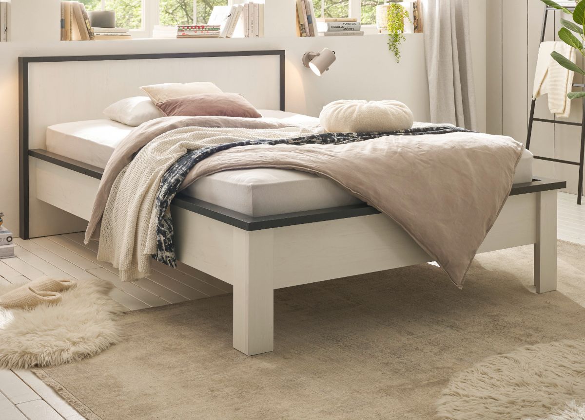 Bett Stove in weiß Pinie und anthrazit Landhaus Liegefläche 140 x 200 cm