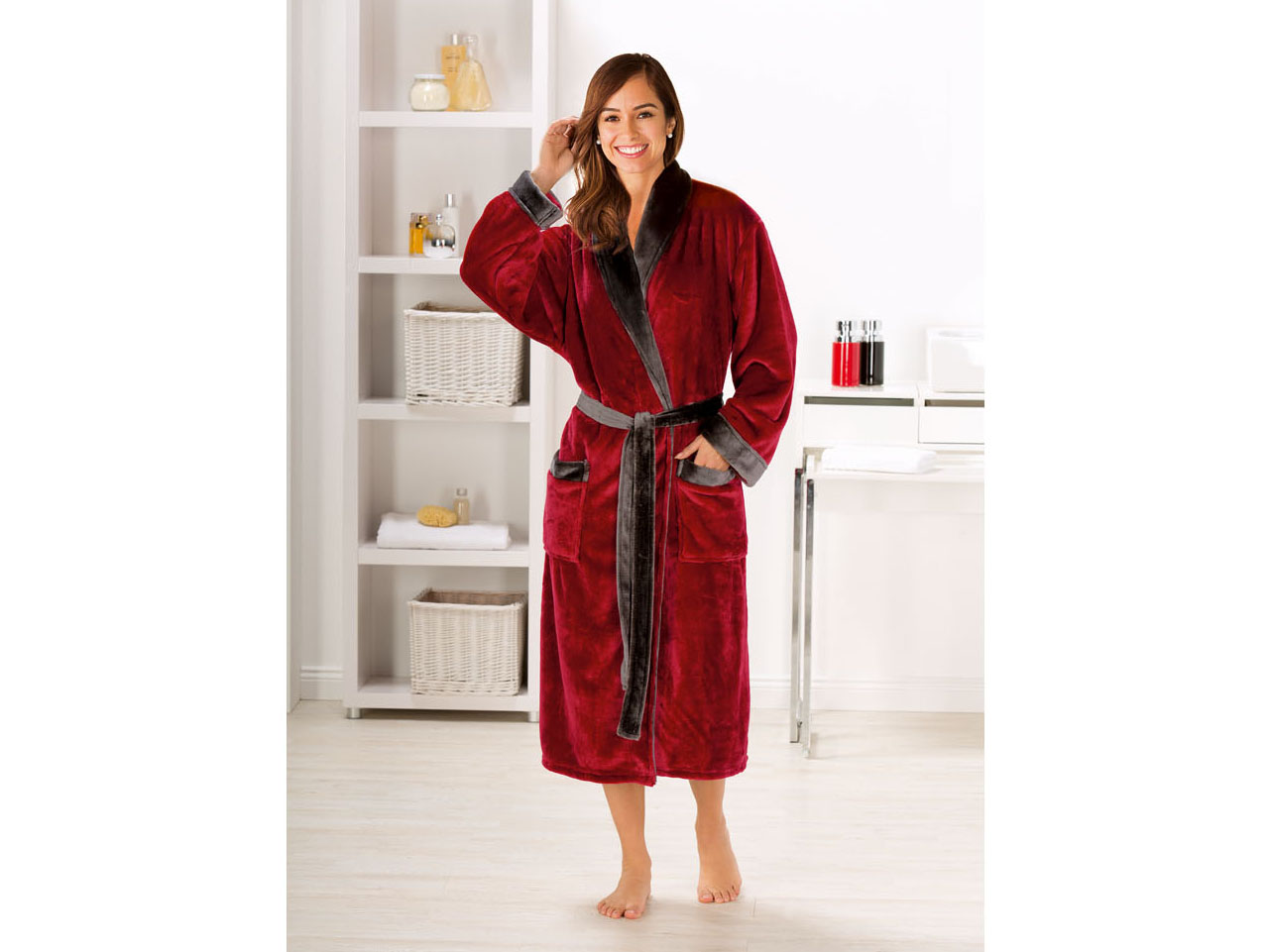 Gözze Bademantel Seiden-Feeling unisex, rot, M (Rot, M)