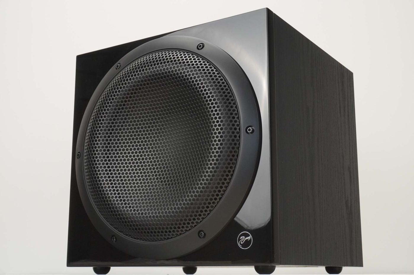 SWAN Sub 10 Schwarz Aktiv-Subwoofer Stück | Aussteller, wie neu