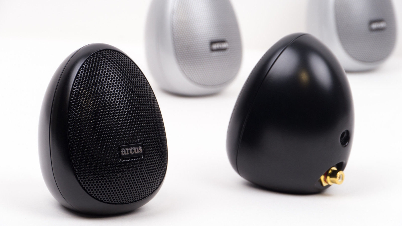 Arcus 'the egg' Schwarz Hochw. Metall Satelliten-Lautsprecher inkl. Kabel, Set (8 Stück) - UVP 396,-