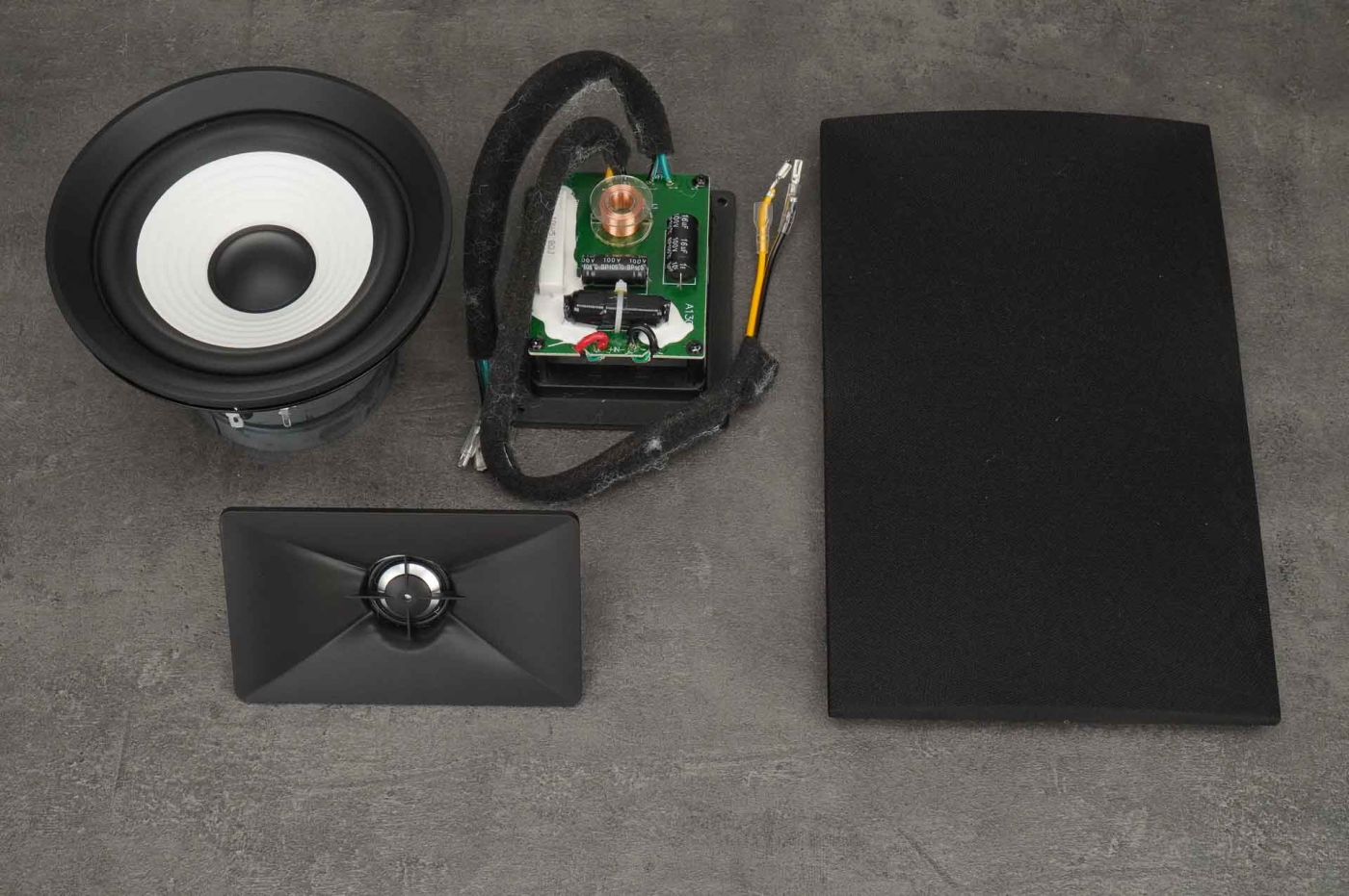 Ersatzteil - Chassis, Frequenzweiche und Gitter für JBL Stage A130, Stück