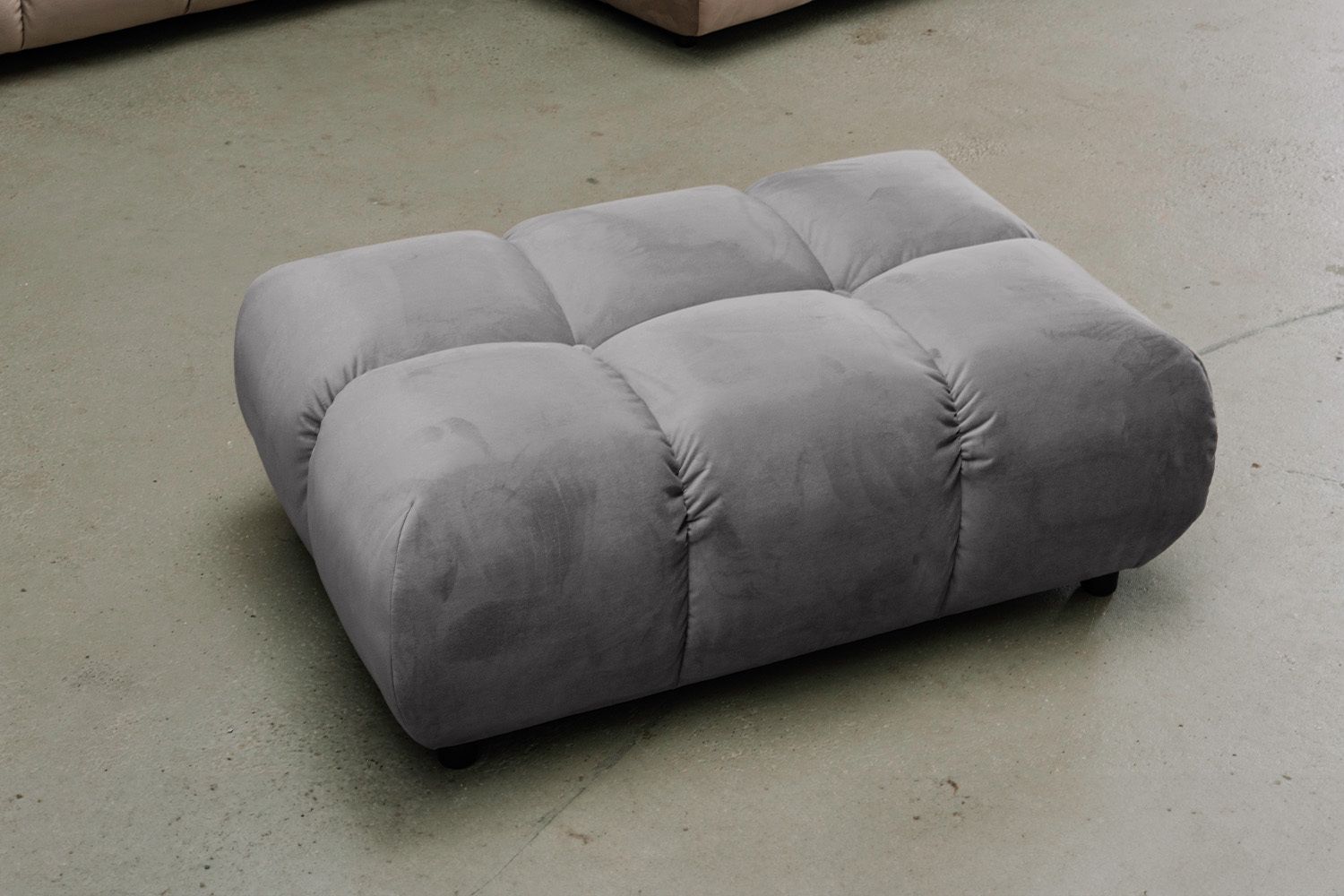 KAWOLA Polsterhocker VIVIEN Hockerbank Velvet stone