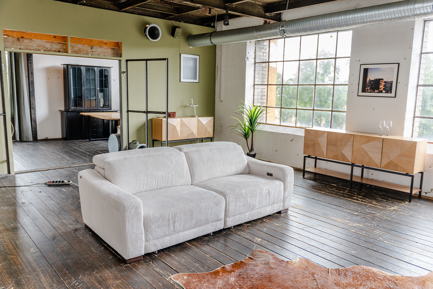 KAWOLA Big Sofa KIANA 3-Sitzer Funktionssofa Kopfstütze verstellbar Cord cremeweiß