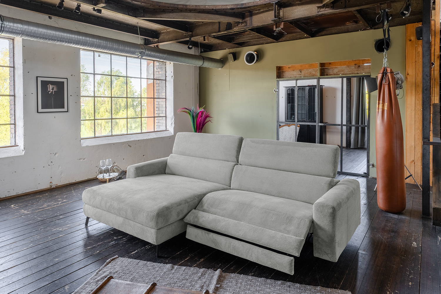 KAWOLA Sofa LAISKA Ecksofa Relaxfunktion teilmotorisch Cord hellgrau