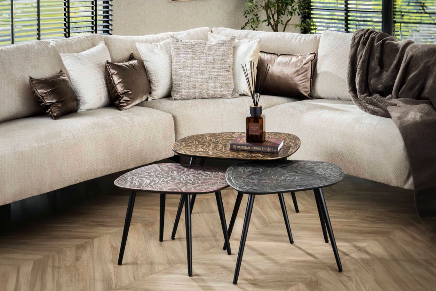 KAWOLA Couchtisch YATA Set 3-tlg. Metall schwarz / silber / bronze viereckig