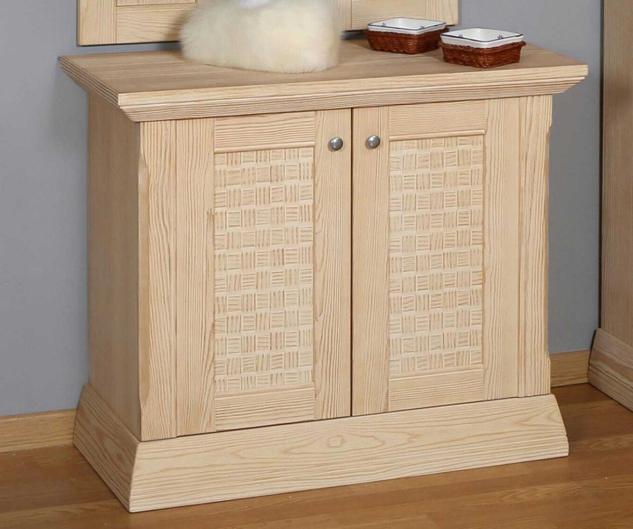 Vienna kleine Landhaus Kommode Pinie